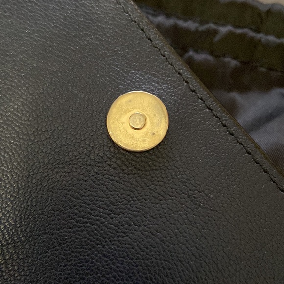 Authentic YSL clutch in Great Condition, Navy Blue. Comes with dust bag - Picture 6 of 11